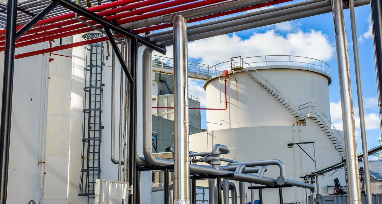 Reliable supply of diesel, gasoline, jet fuel, and LPG — meeting global standards for efficiency and environmental safety.